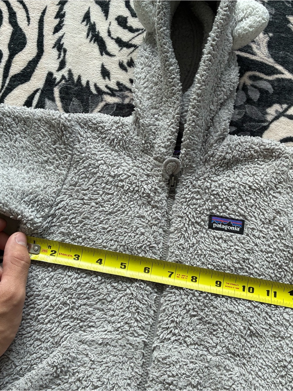008 - PATAGONIA BABY FURRY FRIENDS HOODIE TODDLER 3T JACKET - Picture 6 of 7